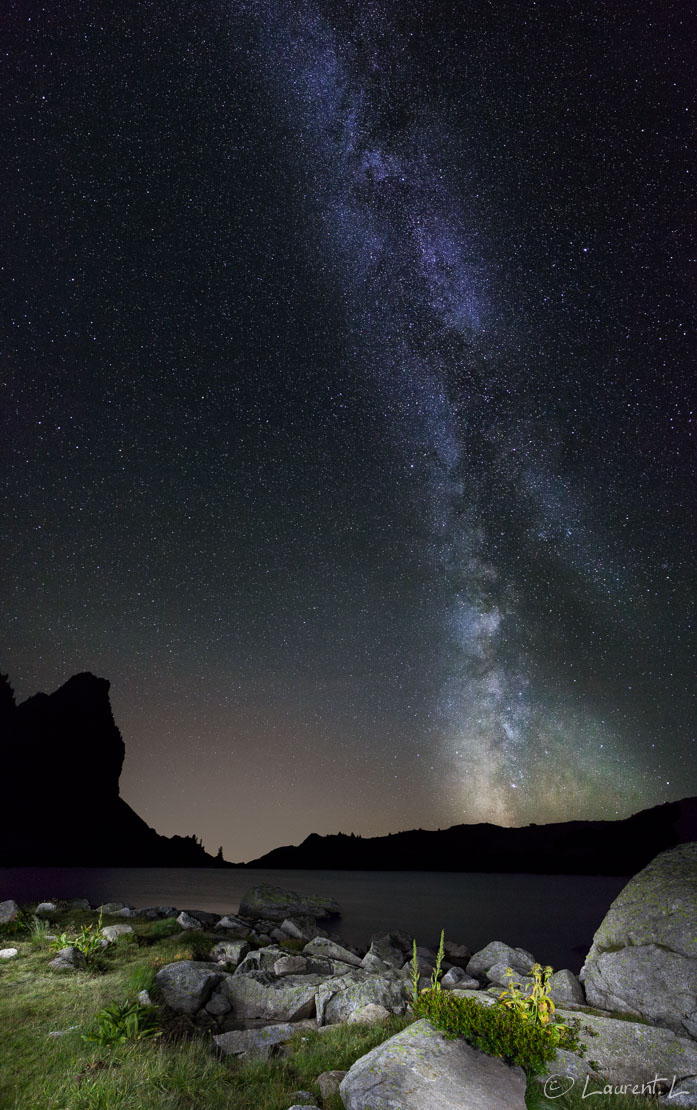 Light painting et Voie Lactée  |  30,0 s à f/7,1 - 800 ISO - 21 mm  |  25/09/2014 - 22:01  |  44°9'31" N 7°14'15" E  |  2354 m