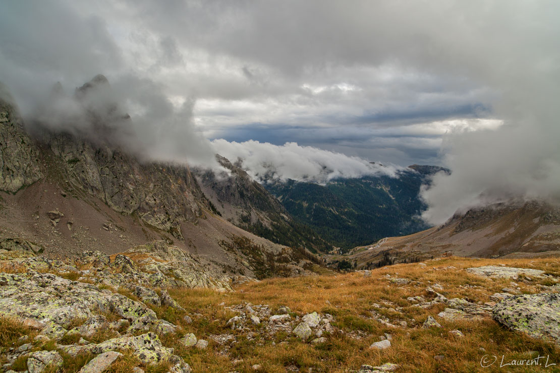 Vallon de la Madone de Fenestre  |  1/15 s à f/8,0 - 100 ISO - 21 mm  |  16/08/2015 - 19:05  |  44°6'26" N 7°22'19" E  |  2355 m