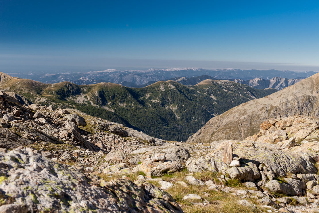 Panorama sud depuis le lac Blanc  |  1/40 s à f/8,0 - 100 ISO - 47 mm  |  15/08/2016 - 09:40  |  44°6'60" N 7°22'45" E  |  2665 m