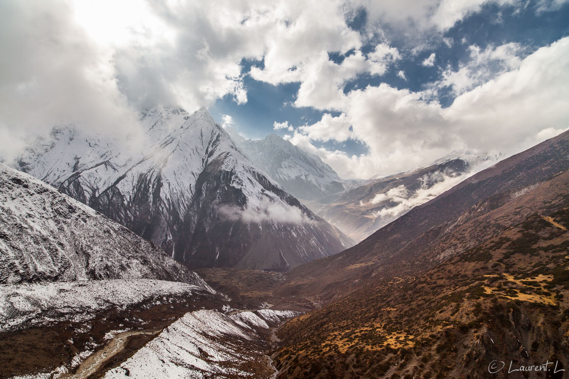 A 4250 m, au-dessus de Samdo  |  1/80 s à f/8,0 - 100 ISO - 21 mm  |  31/10/2013 - 15:02  |  28°39'9" N 84°39'0" E  |  4214 m