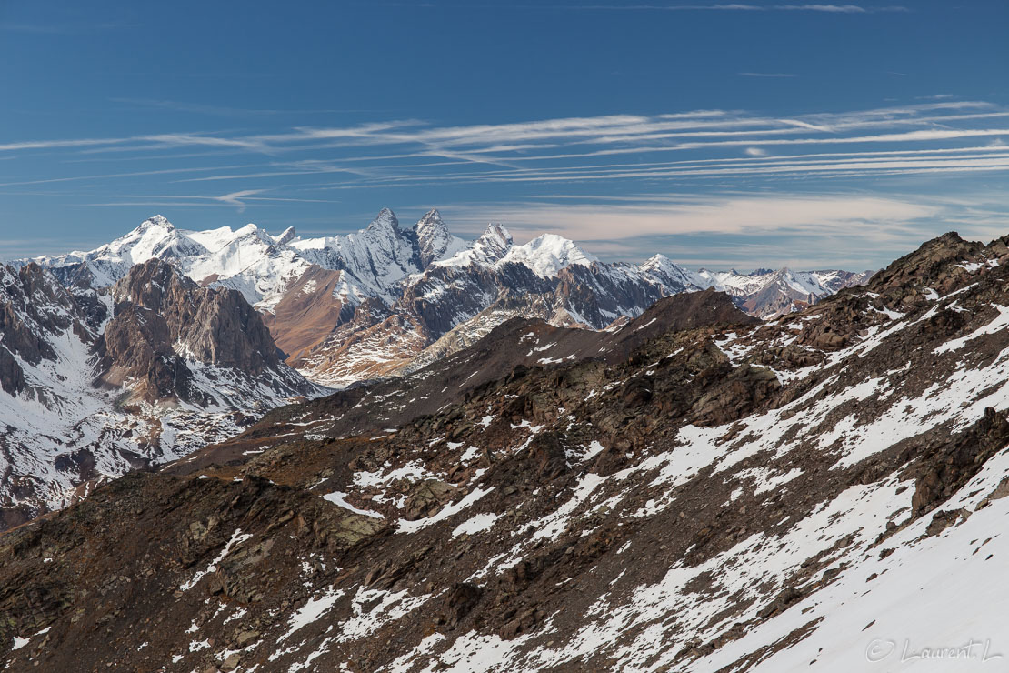 Au loin, la pointe des Cerces  |  1/80 s à f/8,0 - 100 ISO - 70 mm  |  28/10/2016 - 14:51  |  45°3'54" N 6°34'26" E  |  2981 m